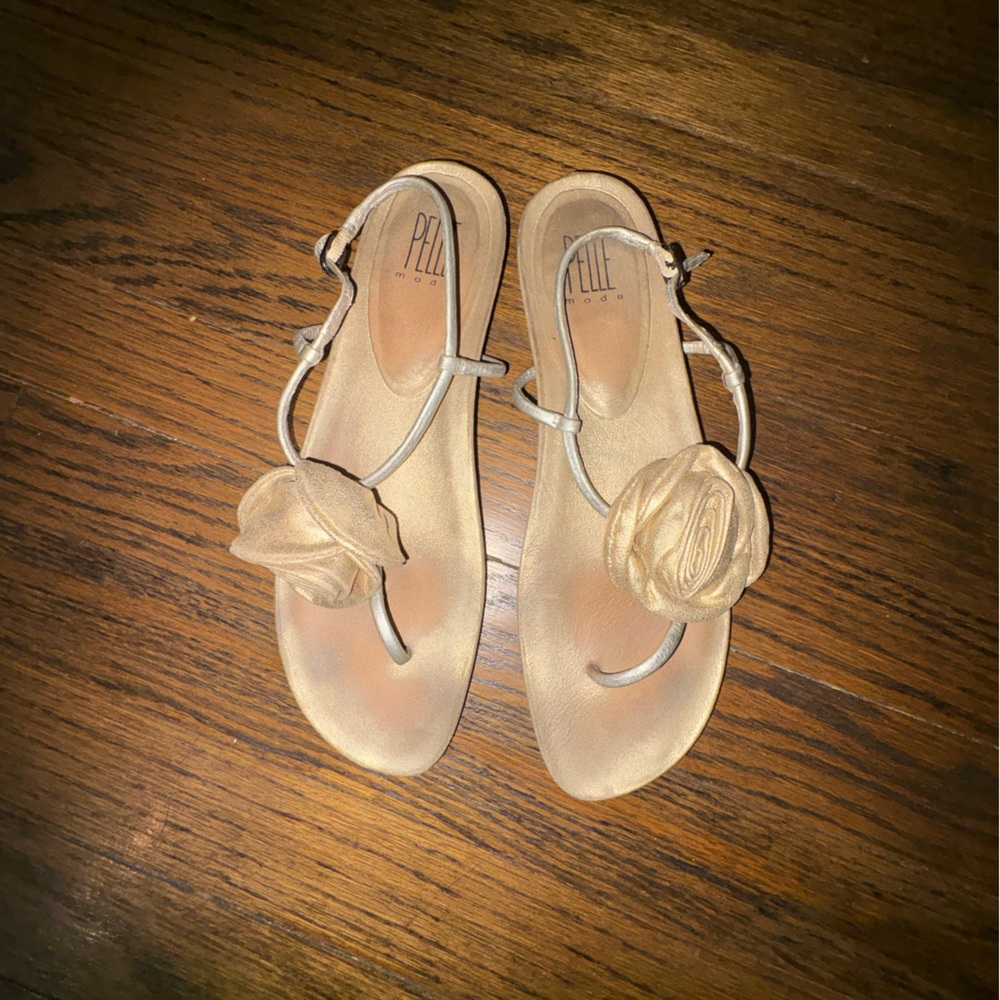 lei Beige Floral Thong Sandals for Women